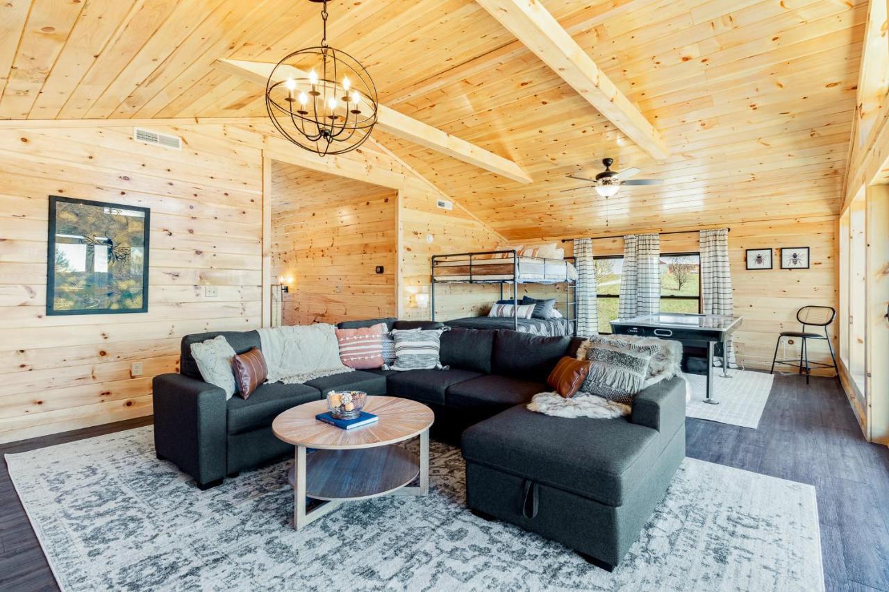 Вілла Honey Bee Hideaway Rogers Екстер'єр фото